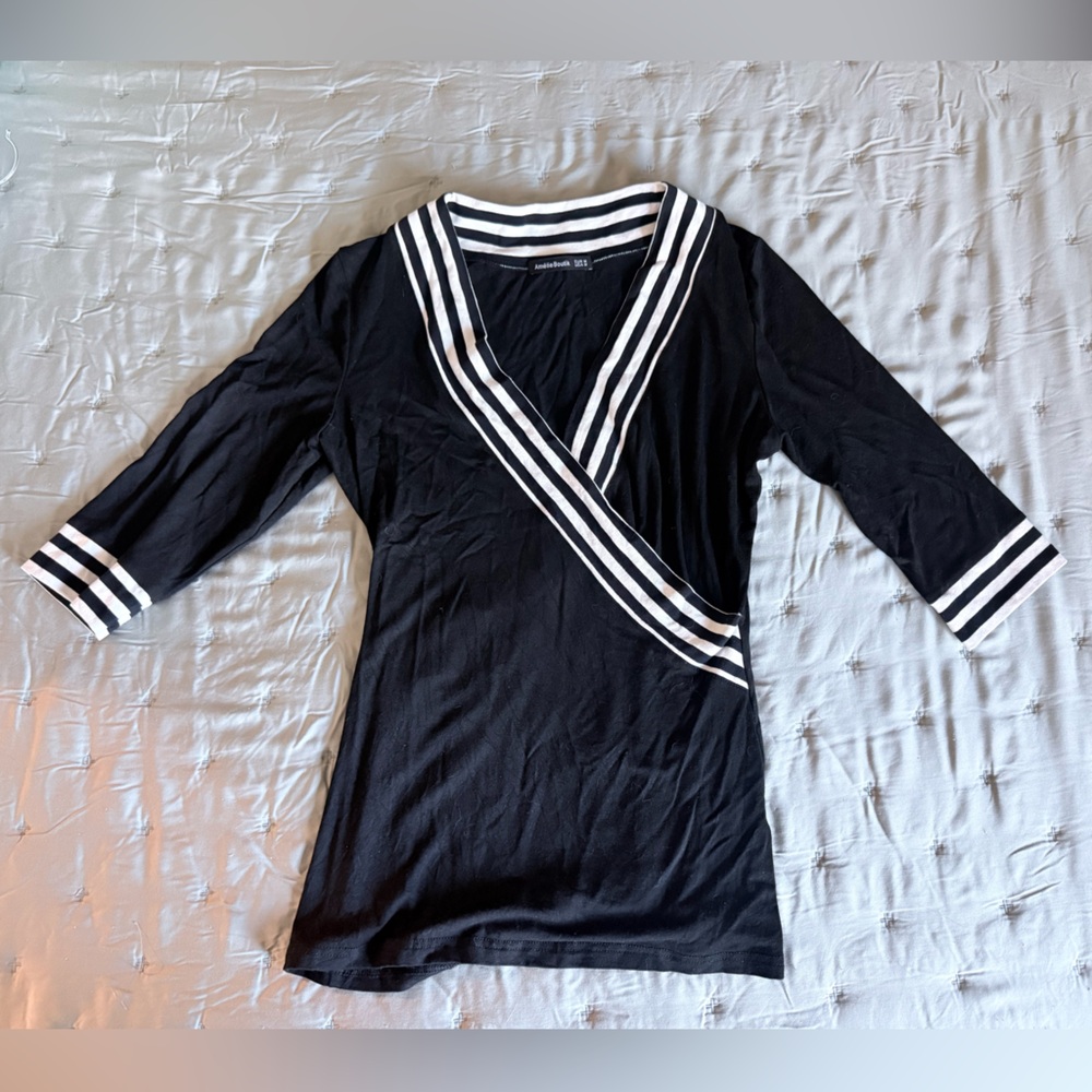Black and White Striped V-Neck Top